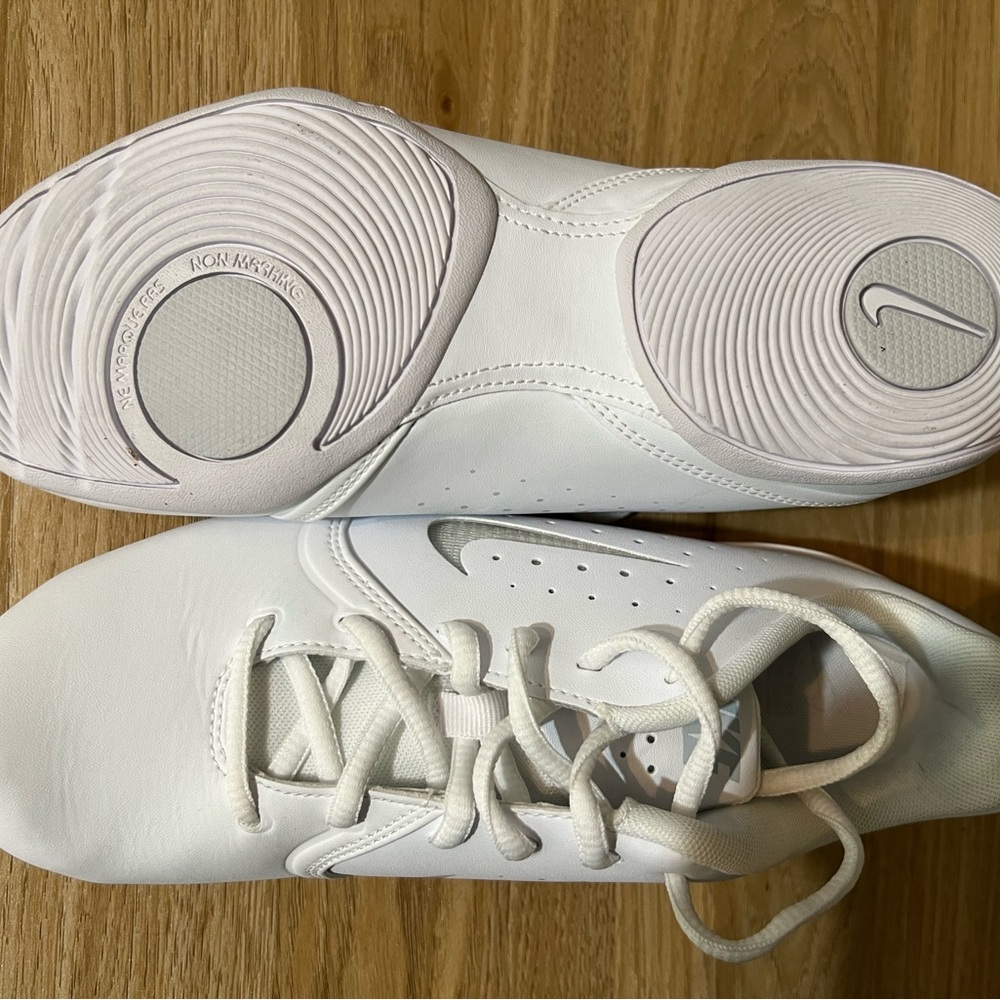Nike White Sneakers - Picture 4 of 6